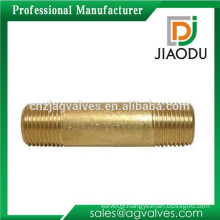 High qulity and low price Zhejiang manufacture forged yellow brass color metric male threaded pipe nipple for water